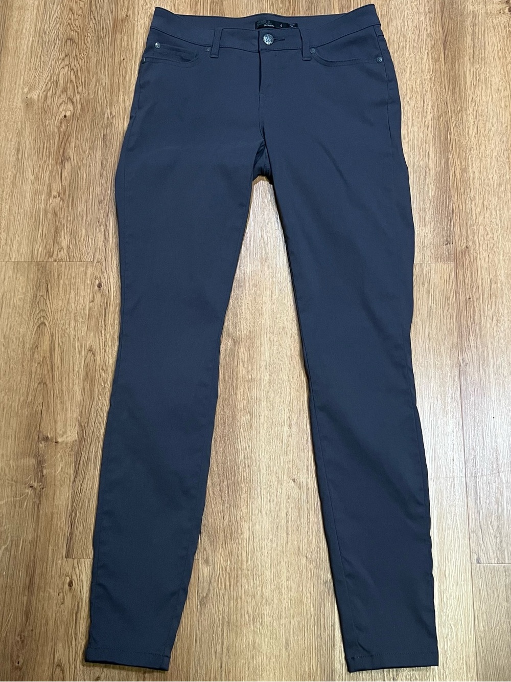 Prana Briann Pants Womens Size 4 Grey Skinny Stretch Travel Hiking W4317RG08